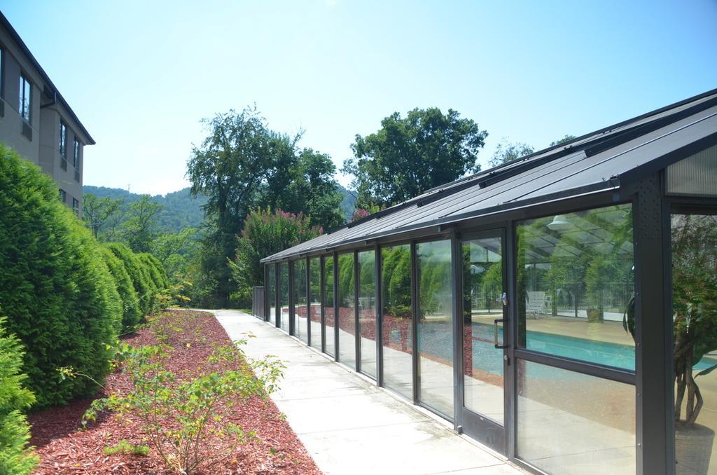 Smoky Mountain Inn & Suites Cherokee Esterno foto
