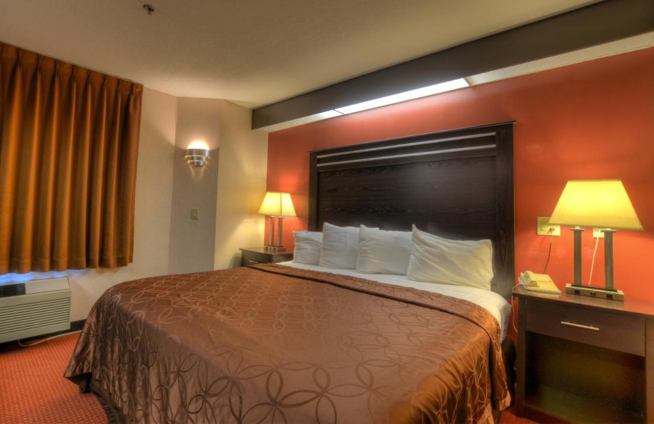 Smoky Mountain Inn & Suites Cherokee Esterno foto
